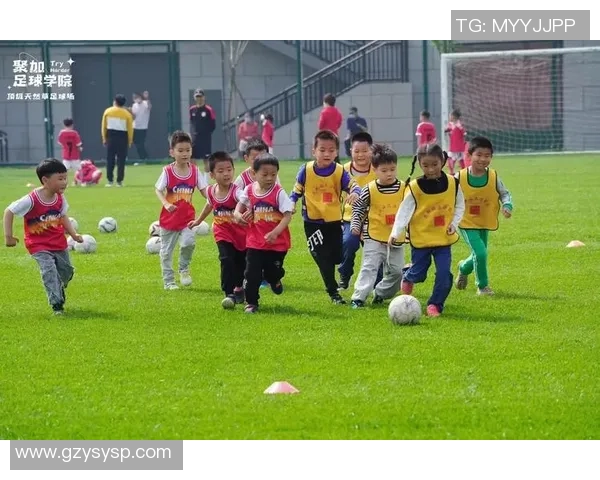 牛哥足球带你领略世界足球魅力与激情，畅谈赛事背后的故事与精彩瞬间